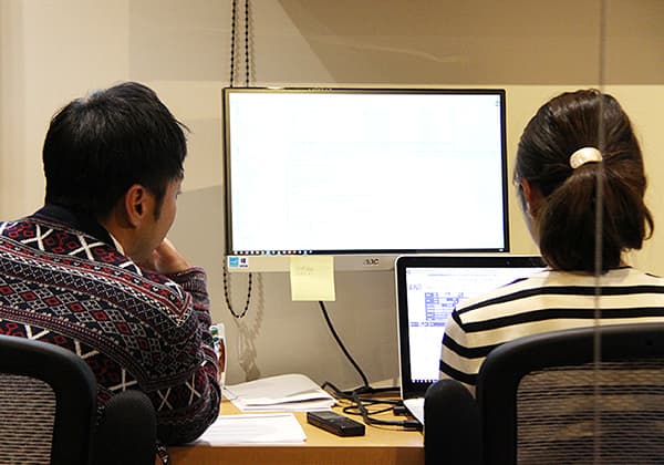 オフィス環境風景